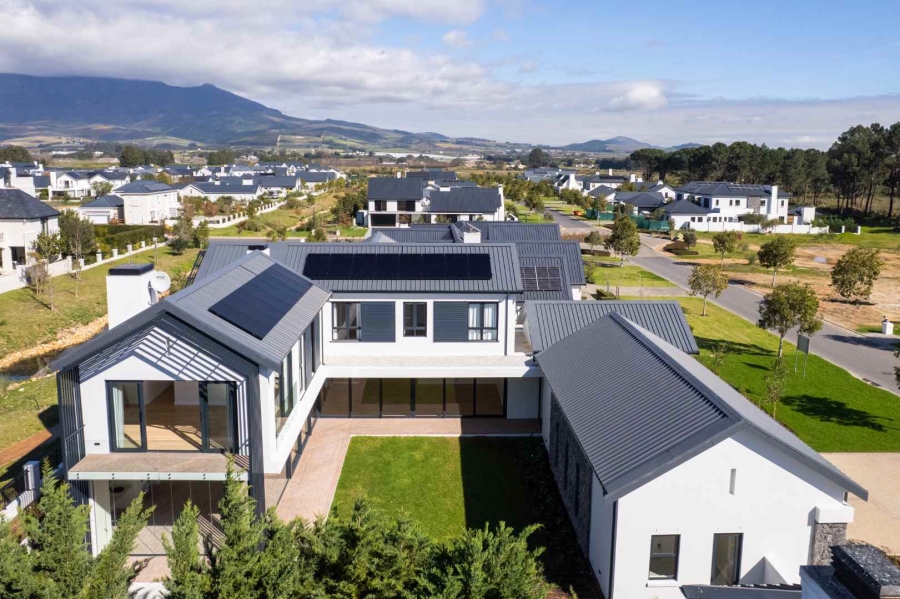 4 Bedroom Property for Sale in Val De Vie Estate Western Cape